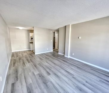 Alberta, 824 13 Avenue SW, T2R 0L2, Calgary - Photo 2