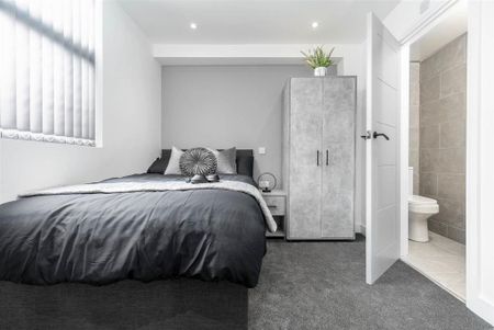 5 bedroom terraced house to rent - Photo 3