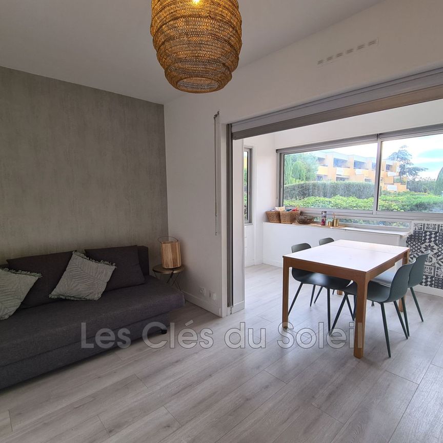 Location appartement studio 30 m² Bandol - Photo 1