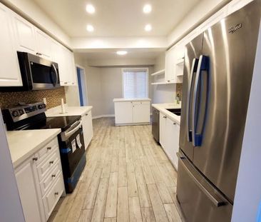 For Lease - 91 Primeau Drive, Aurora, Ontario - Photo 5