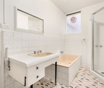 11/379 Dandenong Road, - Photo 5