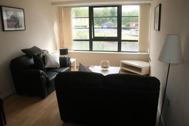 2 bedroom apartment to rent - Photo 1