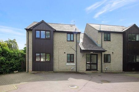 St. Whites Court Cinderford - Photo 5