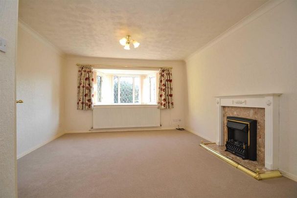 2 bedroom semi-detached bungalow to rent - Photo 1