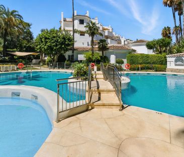 Ground Floor Apartment in Elviria - Foto 6