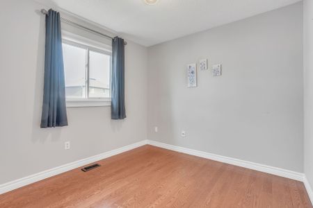 For Lease - 81 Livingstone Street Unit# Upper, Barrie, Ontario - Photo 2