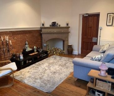 Devonshire Park, Chesterfield, S43 - Photo 2