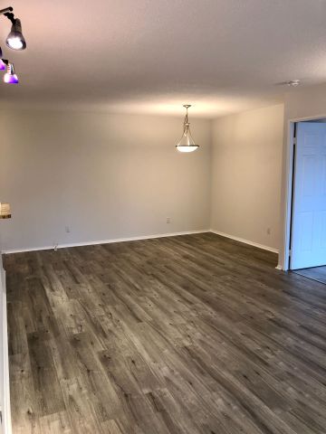 For Lease - 30 Greenfield Avenue Unit# 2001, Toronto, Ontario - Photo 4