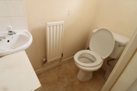 Room in a Shared House, Ann Moss Way, SE16 - Photo 2