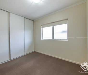 2 Bed 2 Bath UNFURNISHED Apartments - Modern, spacious and close to... - Photo 2