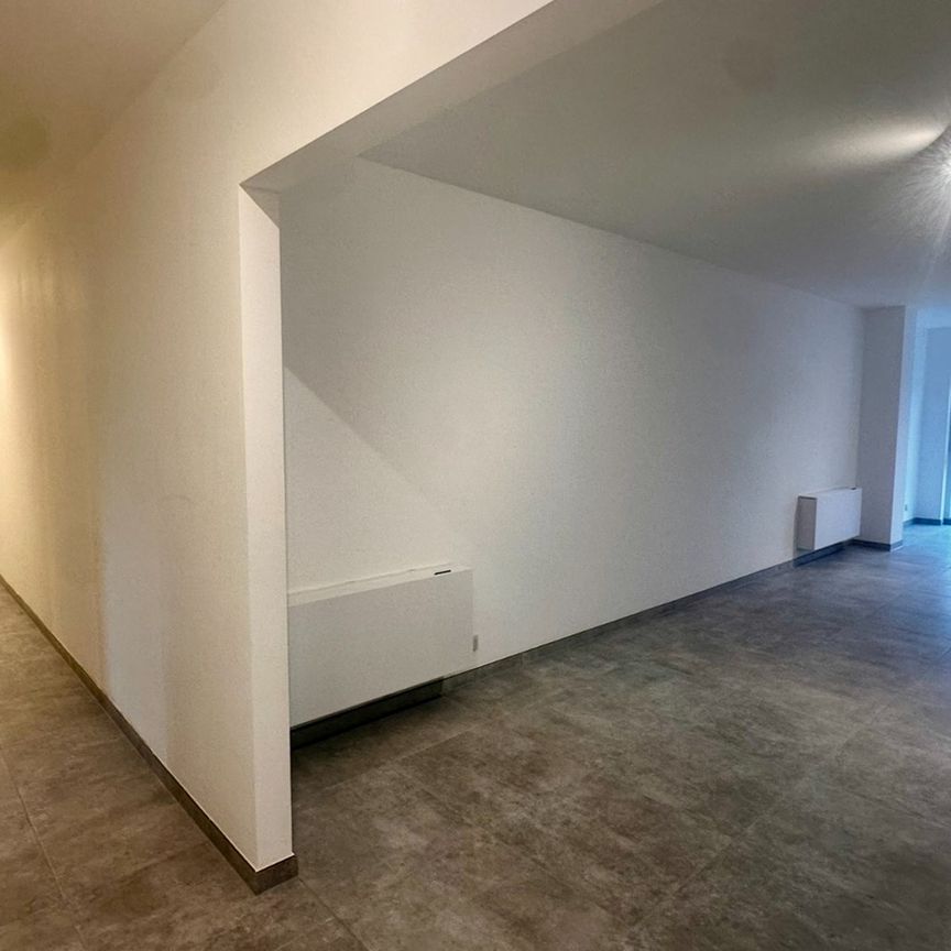 Appartement te huur in Zele - Photo 1