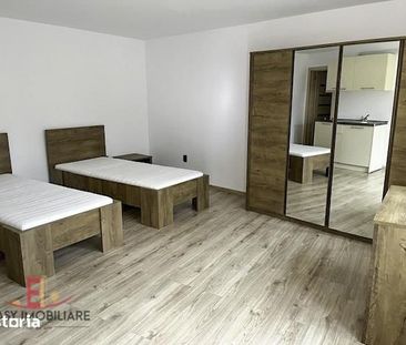 Apartament 1 camera la etaj 1,la 9 minute de UMFST - Fotografie 1