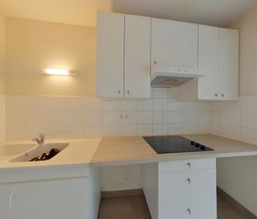 Location Appartement 2 pièces 44m² POITIERS 86000 - Photo 4