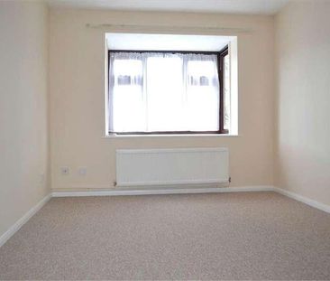 Bellevue Close, Potton, Sandy, SG19 - Photo 5