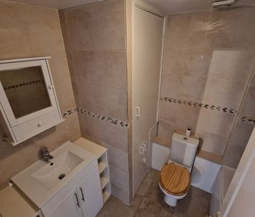 Room in a Shared Flat, Nutmeg Close, E16 - Photo 2