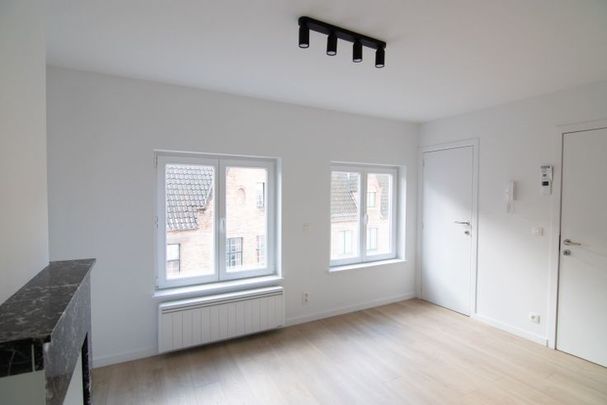 Appartement te huur - Photo 1