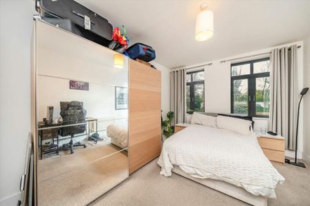 Putney Bridge Road, Putney Bridge Road, SW18 - Photo 3