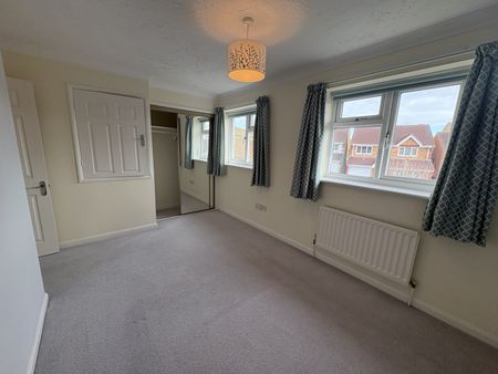 Marshwood Avenue, Poole - Photo 3