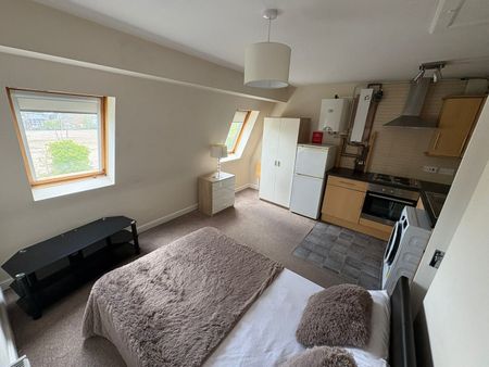 Studio Flat, Kimberworth Road, S61 - Photo 2