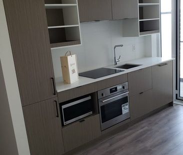 Bachelor condo Toronto - Photo 2