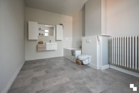 Charmante herenwoning met 4 à 5 slaapkamers te Izegem - Foto 5
