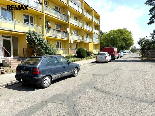 Pronájem bytu 2+kk v osobním vlastnictví 36 m², Slaný - Photo 1