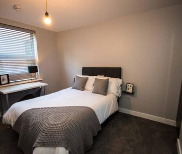 4 bedroom apartment to rent - Photo 6