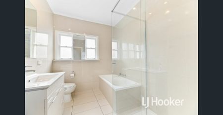 Renovated Old Beauty - Photo 5