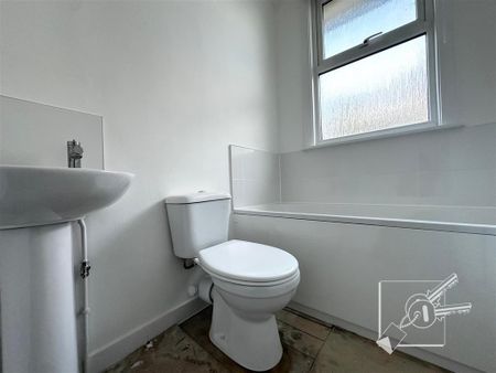 2 bedroom terraced house to rent - Photo 3