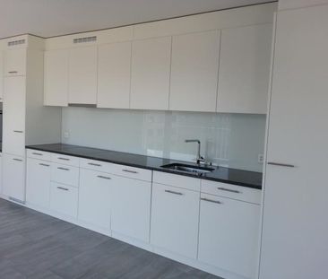 Stilvolle und moderne Wohnung mit zwei Balkonen - Photo 5