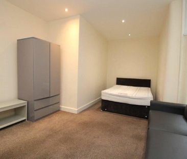 1 bedroom property to rent - Photo 6
