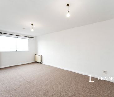 2 bedroom apartment to rent Clarendon Road, Southsea, Hampshire, PO4 - Photo 5