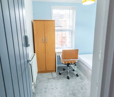 Adelaide Road, Kensington, Liverpool. - Photo 3