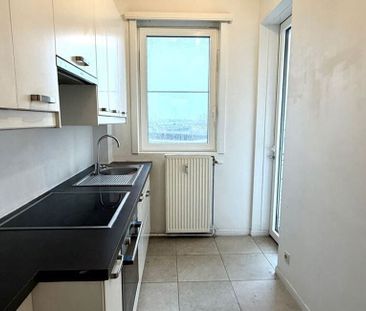 Appartement te huur in Antwerpen voor € 700 met 1 slaapkamer - Foto 6