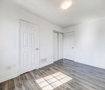 For Lease - 35 Pitchpine Drive, Toronto, Ontario - Photo 6