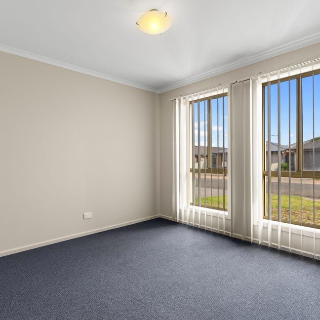 Spacious 3-Bedroom Family Home for Rent - Photo 1