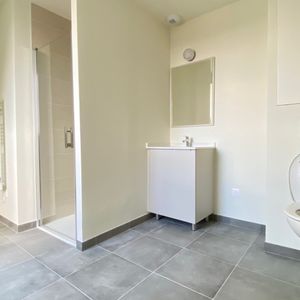 Location Appartement 2 pièces 41m² DOUAI 59500 - Photo 2