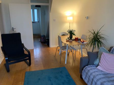 1 Bed Flat, Powis Square, W11 - Photo 2