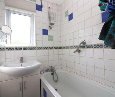 Milton Drive, Borehamwood, Hertfordshire, WD6 - Photo 3