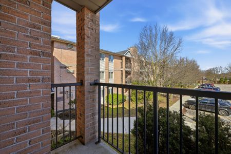 For Lease - 2228 Trafalgar Street Unit# 201, London East, Ontario - Photo 5