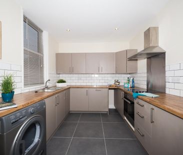 1 bedroom in a house share to rent - Photo 5