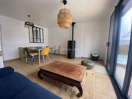 Location Maison 5 pièces 93 m2 à La Chapelle-des-Fougeretz - Photo 3