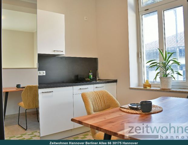 Kirchrode, fast fertig - Erstbezug nach Sanierung und Möblierung, Balkon - Photo 1