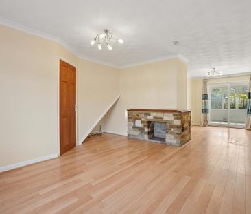 3 bedroom semi-detached house to rent - Photo 2