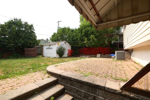 For Lease - 608 Thornwood Avenue Unit# Upper, Burlington, Ontario - Photo 1