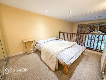 The Spinnings, Waterside Road, Summerseat - Photo 4