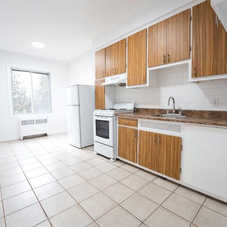 Montréal – NDG – Charmant logement 3 1/2 à louer - Photo 3