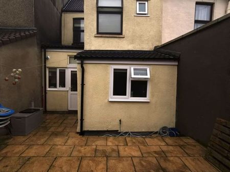 3, 50 Islington Road - Photo 2