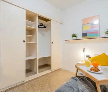 Carrer de Sant Pius X, Valencia, Valencian Community 46017 - Photo 6