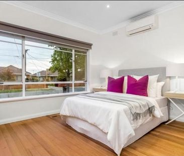 Space & Light - Photo 3